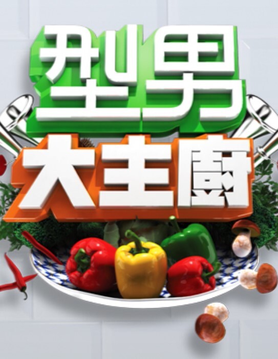 【清纯大波翘臀奔放正妹私拍合集】看似清纯实则淫荡的巨乳性奴母狗，各种反人类调教_3根肉棒集体颜射_群P - 皮皮猪